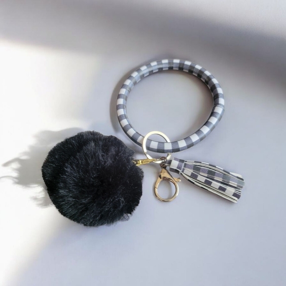 Black and Gray Keychain Bracelet - Picture 1 of 4